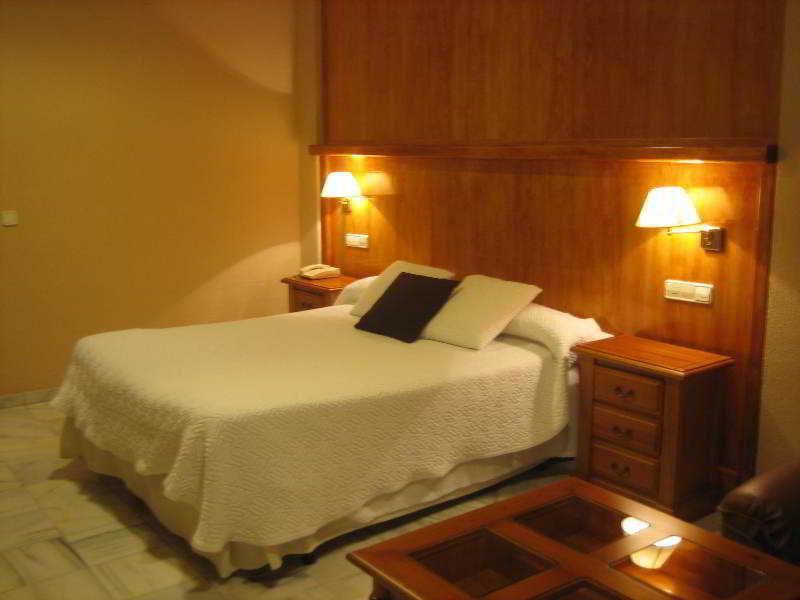 Hotel Paraiso Granada Moraleda De Zafayona Exteriör bild